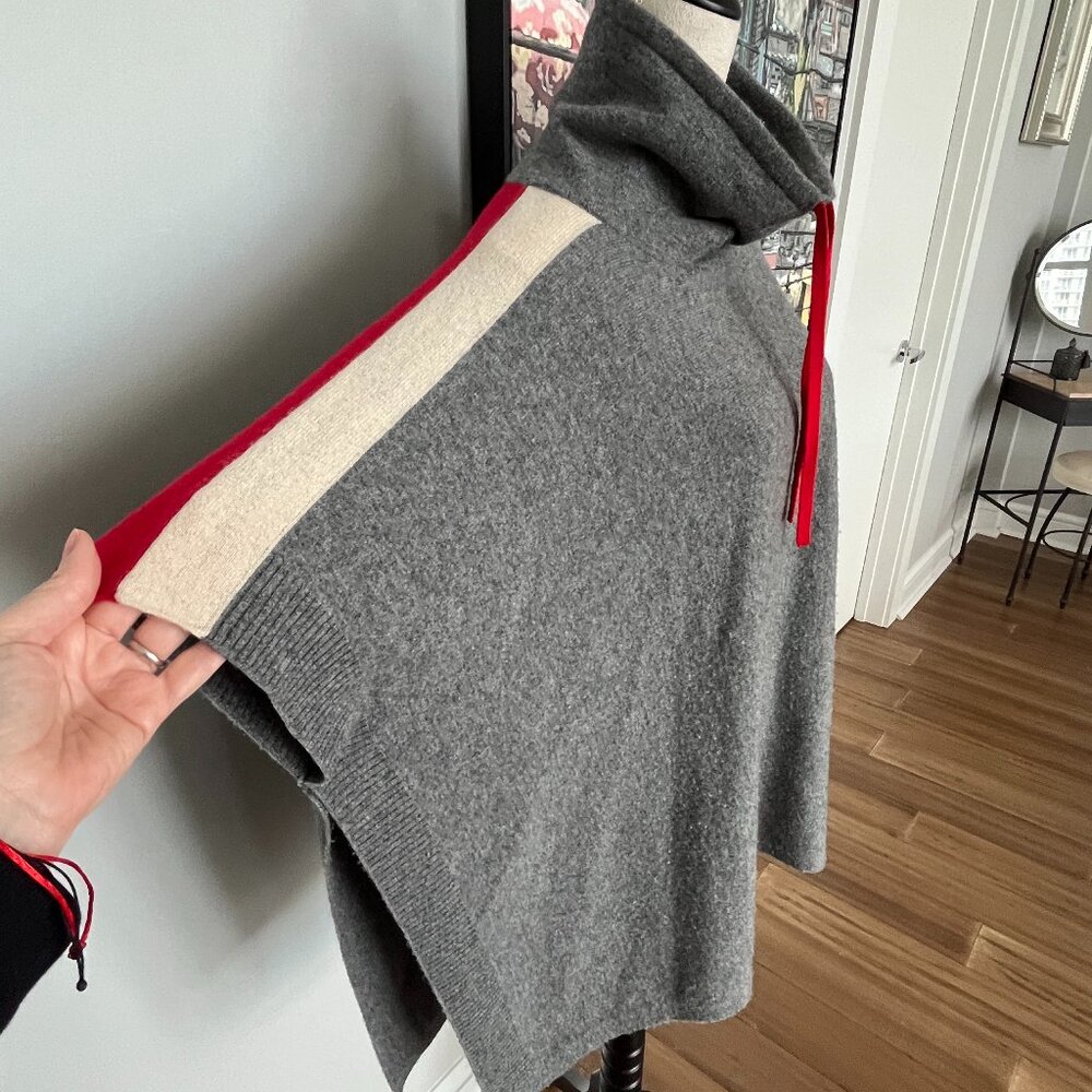 Tahari Gray Merino Wool/Cashmere Poncho One Size - Picture 2 of 6